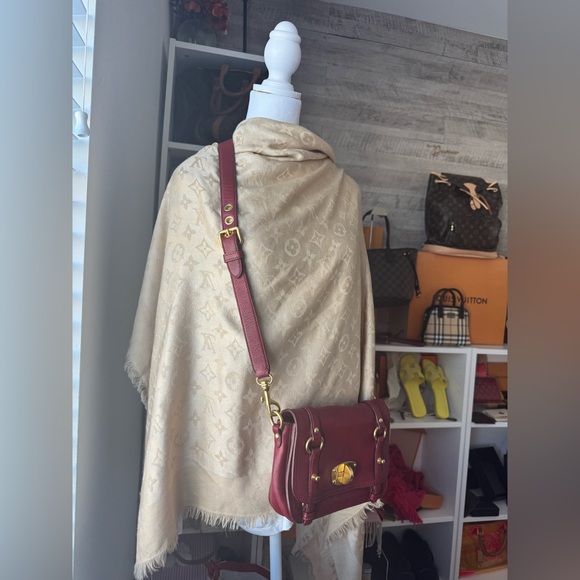 ⛔️ SOLD ⛔️Miu Miu Shoulder Bag with Turnlock - Picture 12 of 14